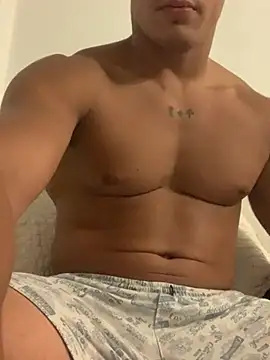 Snapshot of Babzinho_ chatting on 16, 12, 2024 Babzinho online show from 16, 12, 2024