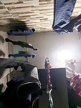 Snapshot of MirandaSoto chatting on 29, 11, 2025 MirandaSoto online show from 29, 11, 2025