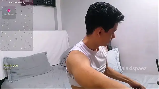 alexispaez457062 online show from 14, 1, 2026