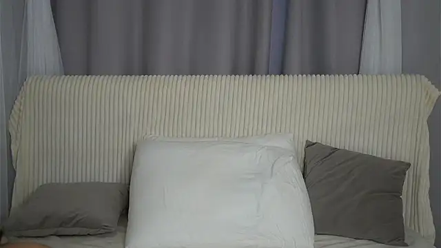 VeronaAppleberry online show from 26, 9, 2025