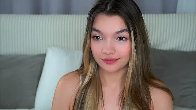 VeronaAppleberry online show from 28, 9, 2025