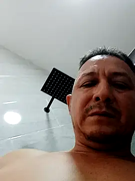 Snapshot of luchoarr chatting on 8, 2, 2025 luchoarr online show from 8, 2, 2025