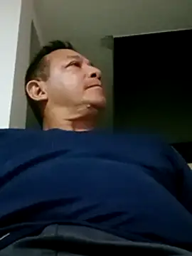 Snapshot of luchoarr chatting on 28, 11, 2025 luchoarr online show from 28, 11, 2025