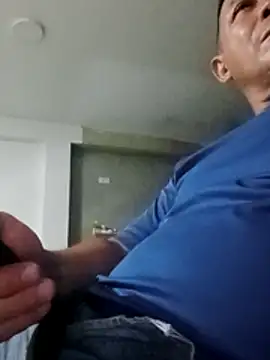 Snapshot of luchoarr chatting on 2, 12, 2025 luchoarr online show from 2, 12, 2025