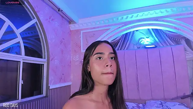 Snapshot of sheyla_sweet18 chatting on 28, 12, 2024 sheyla sweet18 online show from 28, 12, 2024