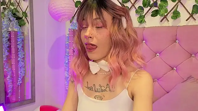 lauren evans96 online show from 28, 10, 2025