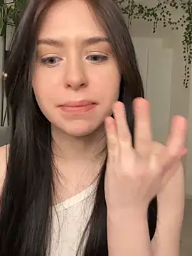  SweetCandyy online show from 28, 1, 2025