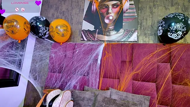 nicole  parker1 online show from 25, 10, 2025