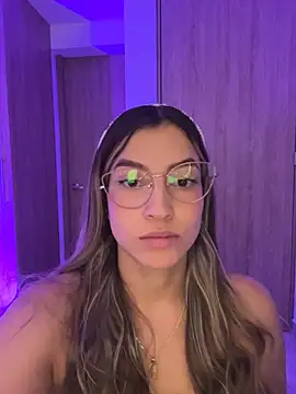 Issabela G1 online show from 19, 2, 2026