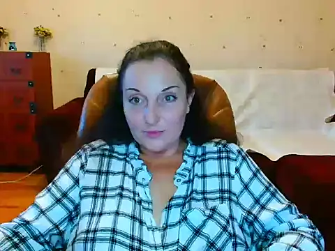 Alice3694 online show from 19, 10, 2025