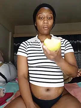 Lucy Blacksilk online show from 16, 7, 2026