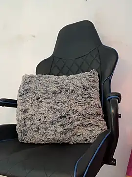 KristalJem online show from 18, 4, 2026