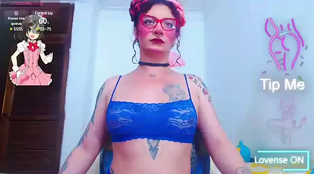 Skarleth77 online show from 11, 3, 2025