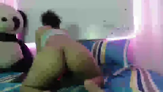 Snapshot of LAURA_SMIITH chatting on 19, 2, 2025 LAURA SMIITH online show from 19, 2, 2025