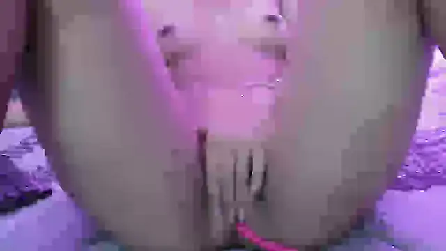 Snapshot of LAURA_SMIITH chatting on 13, 3, 2025 LAURA SMIITH online show from 13, 3, 2025