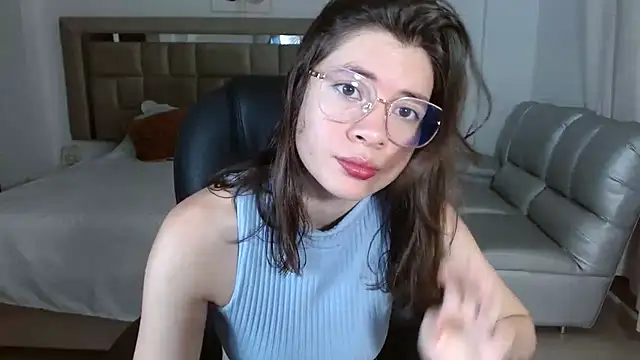 zoecruzz online show from 20, 12, 2025