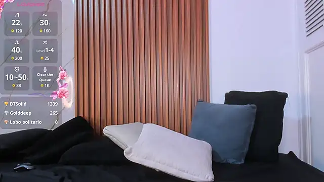 Snapshot of Aria_montgomeri chatting on 15, 3, 2025 Aria montgomeri online show from 15, 3, 2025