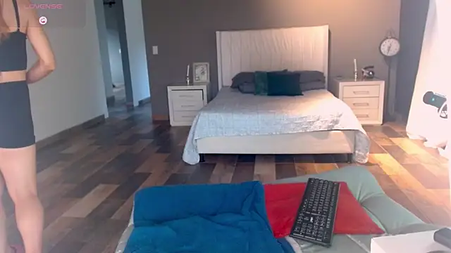 greyslopez online show from 12, 12, 2024