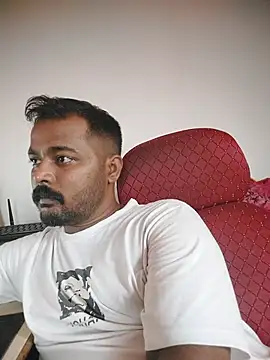 Snapshot of manoj_master chatting on 13, 7, 2026 manoj master online show from 13, 7, 2026