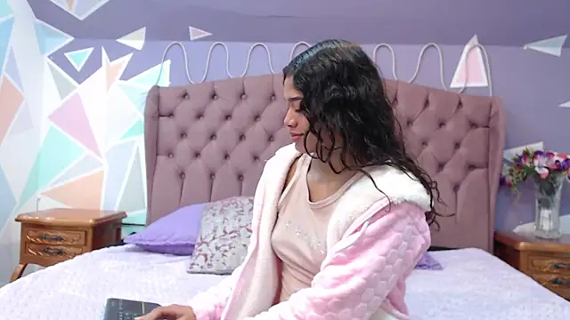 BritneyCollins online show from 1, 2, 2025