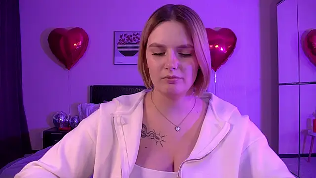 DianeMills online show from 26, 2, 2025