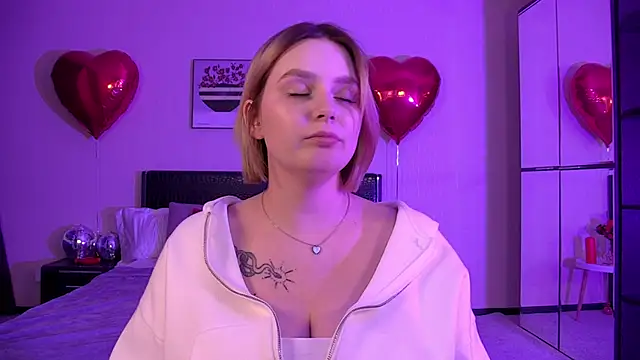 DianeMills online show from 27, 2, 2025