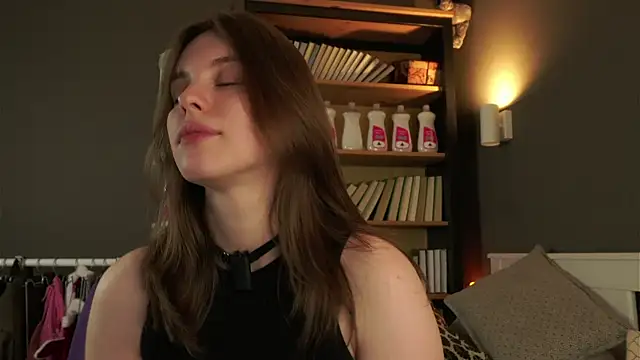 Snapshot of DarylBarks chatting on 7, 2, 2026 DarylBarks online show from 7, 2, 2026