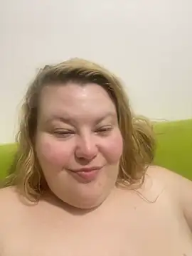 Busty-BBW-Emilie online show from 1, 1, 2025