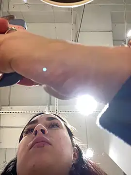 Holly Play online show from 28, 1, 2025