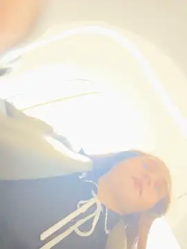 Holly Play online show from 5, 10, 2025