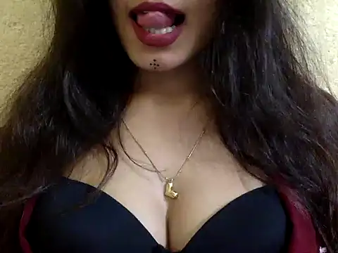 Snapshot of krati74 chatting on 18, 2, 2025 krati74 online show from 18, 2, 2025