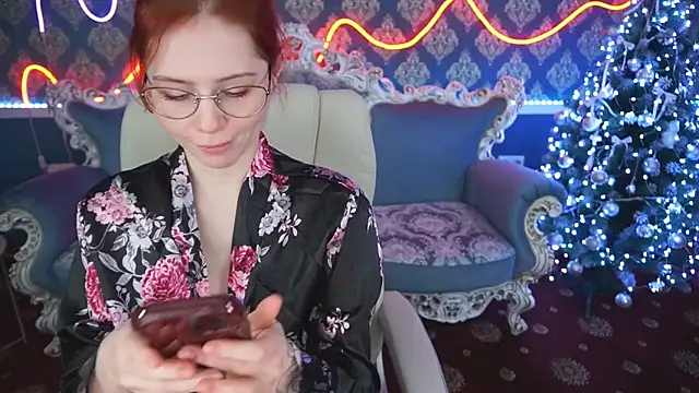 Snapshot of Sasha_Exclusive chatting on 5, 1, 2025 Sasha Exclusive online show from 5, 1, 2025