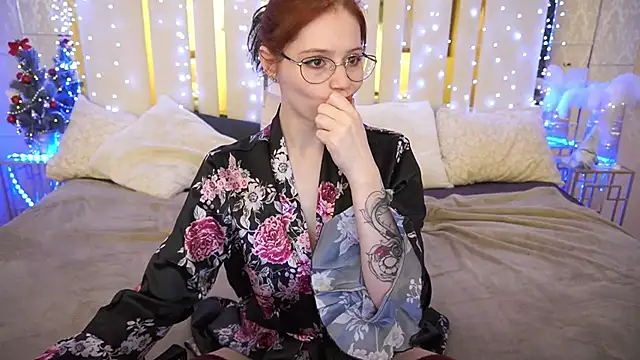 Snapshot of Sasha_Exclusive chatting on 7, 1, 2025 Sasha Exclusive online show from 7, 1, 2025