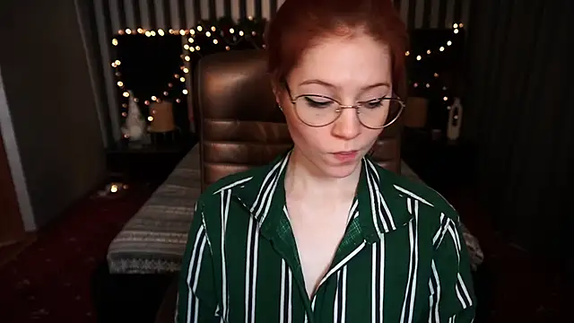 Snapshot of Sasha_Exclusive chatting on 10, 1, 2025 Sasha Exclusive online show from 10, 1, 2025