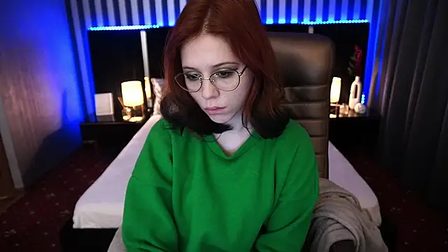 Snapshot of Sasha_Exclusive chatting on 25, 2, 2025 Sasha Exclusive online show from 25, 2, 2025