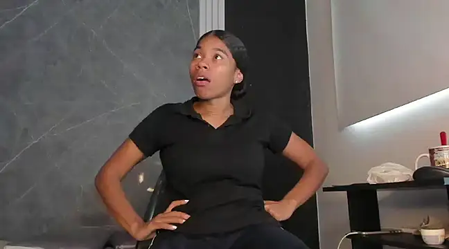 YummyDuooo online show from 4, 2, 2025