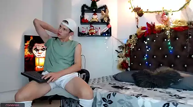 flowers18 online show from 23, 12, 2024