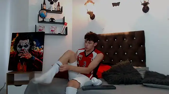 flowers18 online show from 30, 1, 2025