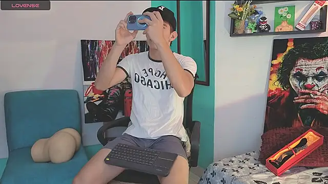 flowers18 online show from 13, 4, 2026