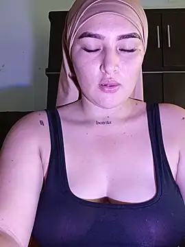 Snapshot of Celeste_camila18 chatting on 31, 5, 2026 Celeste camila18 online show from 31, 5, 2026