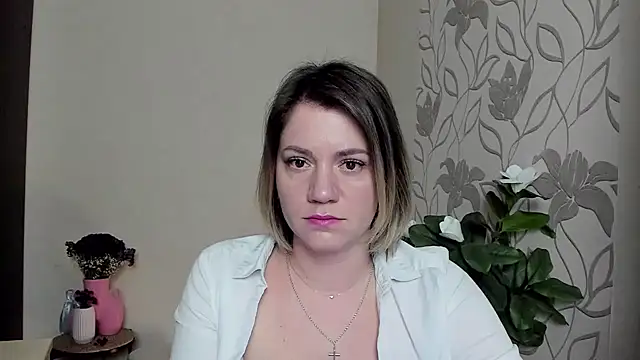 MariaSttone online show from 25, 2, 2025