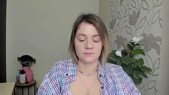 MariaSttone online show from 9, 3, 2025