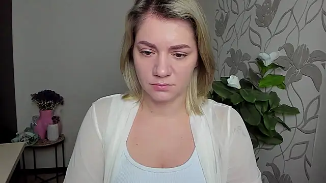 MariaSttone online show from 25, 10, 2025