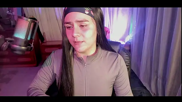 Snapshot of isabelacooperr chatting on 10, 2, 2026 isabelacooperr online show from 10, 2, 2026