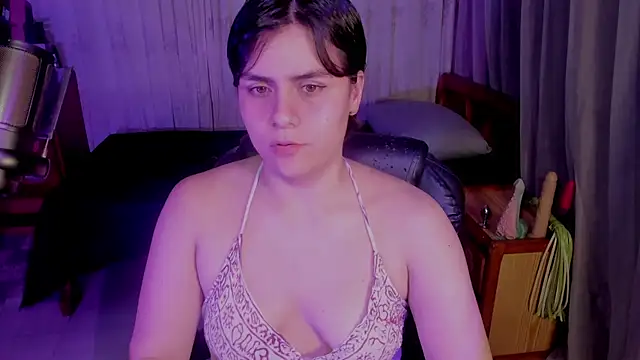 Snapshot of isabelacooperr chatting on 28, 5, 2026 isabelacooperr online show from 28, 5, 2026