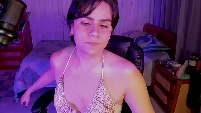 Snapshot of isabelacooperr chatting on 14, 6, 2026 isabelacooperr online show from 14, 6, 2026