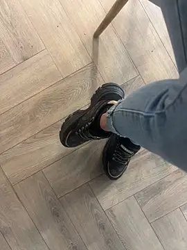 FeetVibe online show from 6, 10, 2025