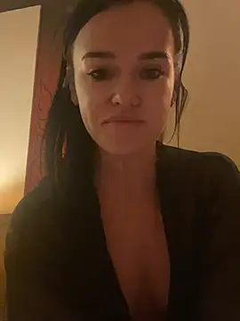 Snapshot of English-Chloe96 chatting on 26, 2, 2025 English-Chloe96 online show from 26, 2, 2025