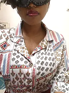 sandy naughty online show from 10, 11, 2025