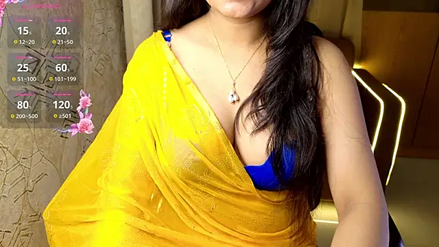 Snapshot of Punjabi_Queen1 chatting on 15, 12, 2024 Punjabi Queen1 online show from 15, 12, 2024